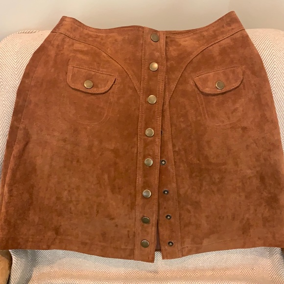 Anthropologie leather skirt size 2 - Picture 3 of 11